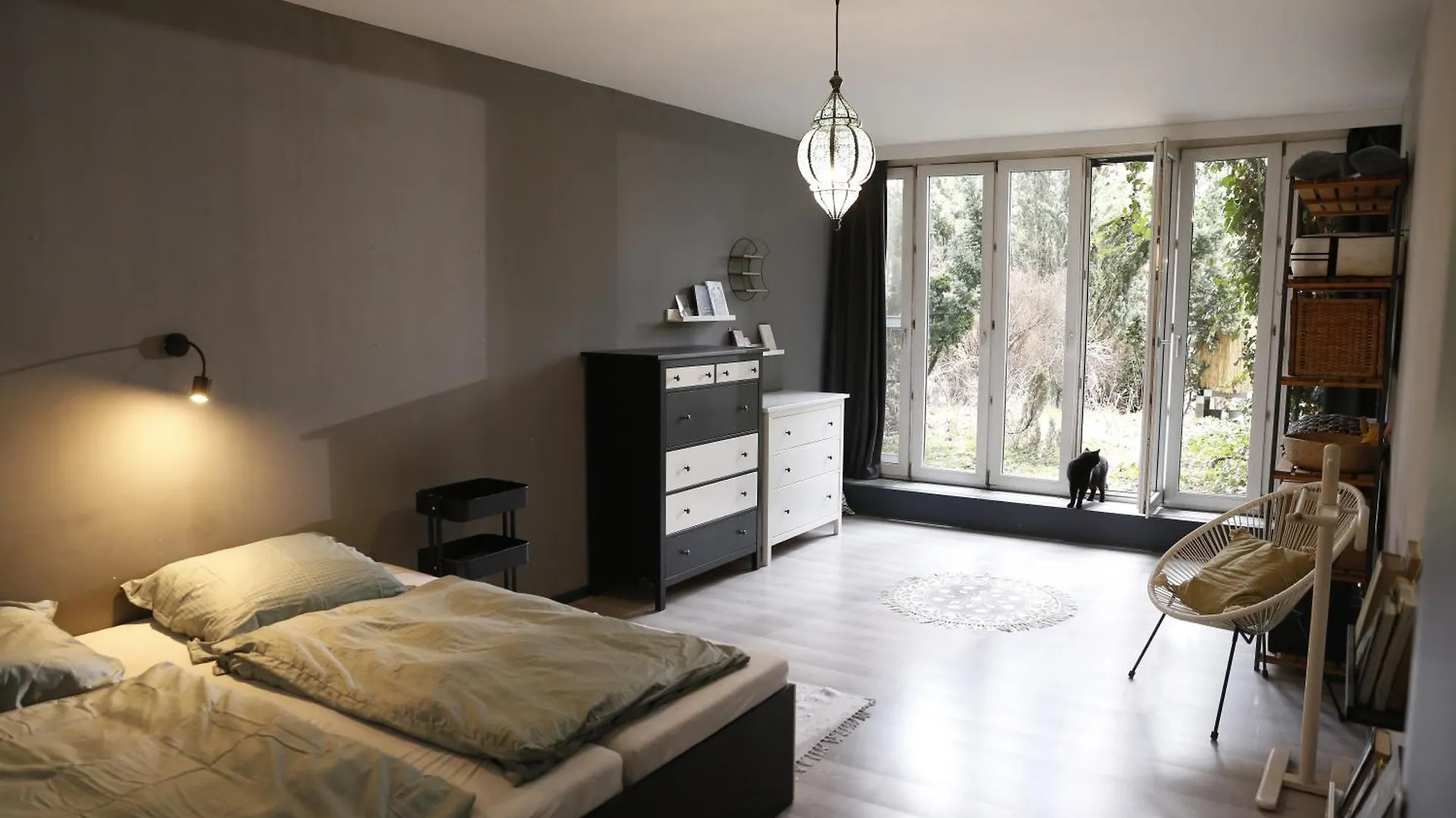 Large 120M Apartment With Garden And Cat Near Zoo 프라하 0*,  체코